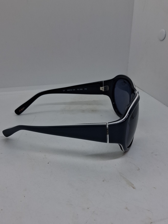 NWOT Paul Smith Black/White Gloss Aviator Sunglasses PS393